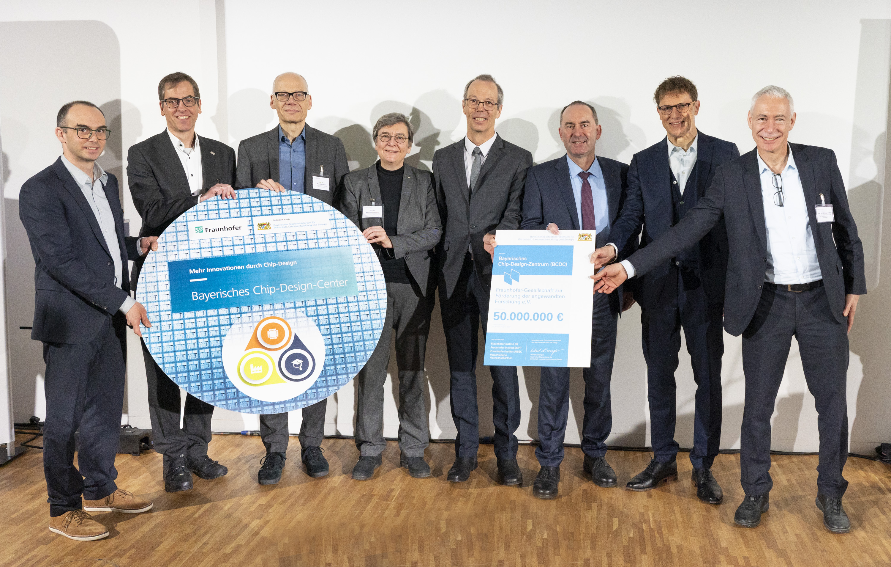 Förderbescheidübergabe Bayerisches Chip-Design-Center
